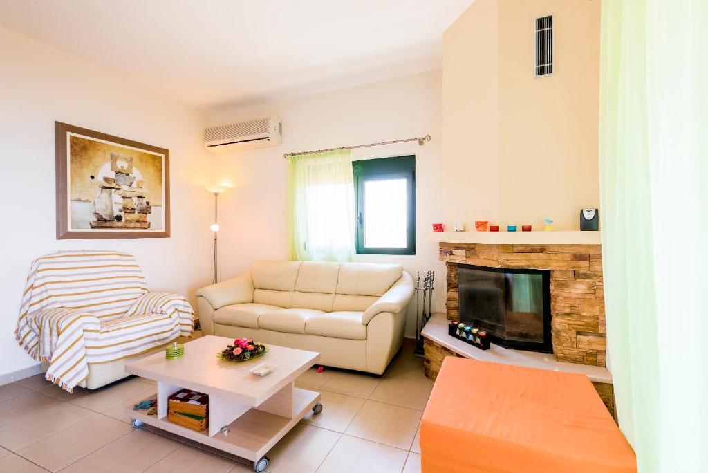 Blue Asteri Villa room 2